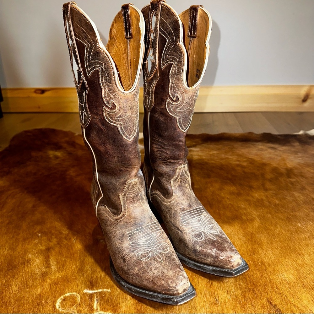 J.B. Dillon, genuine leather